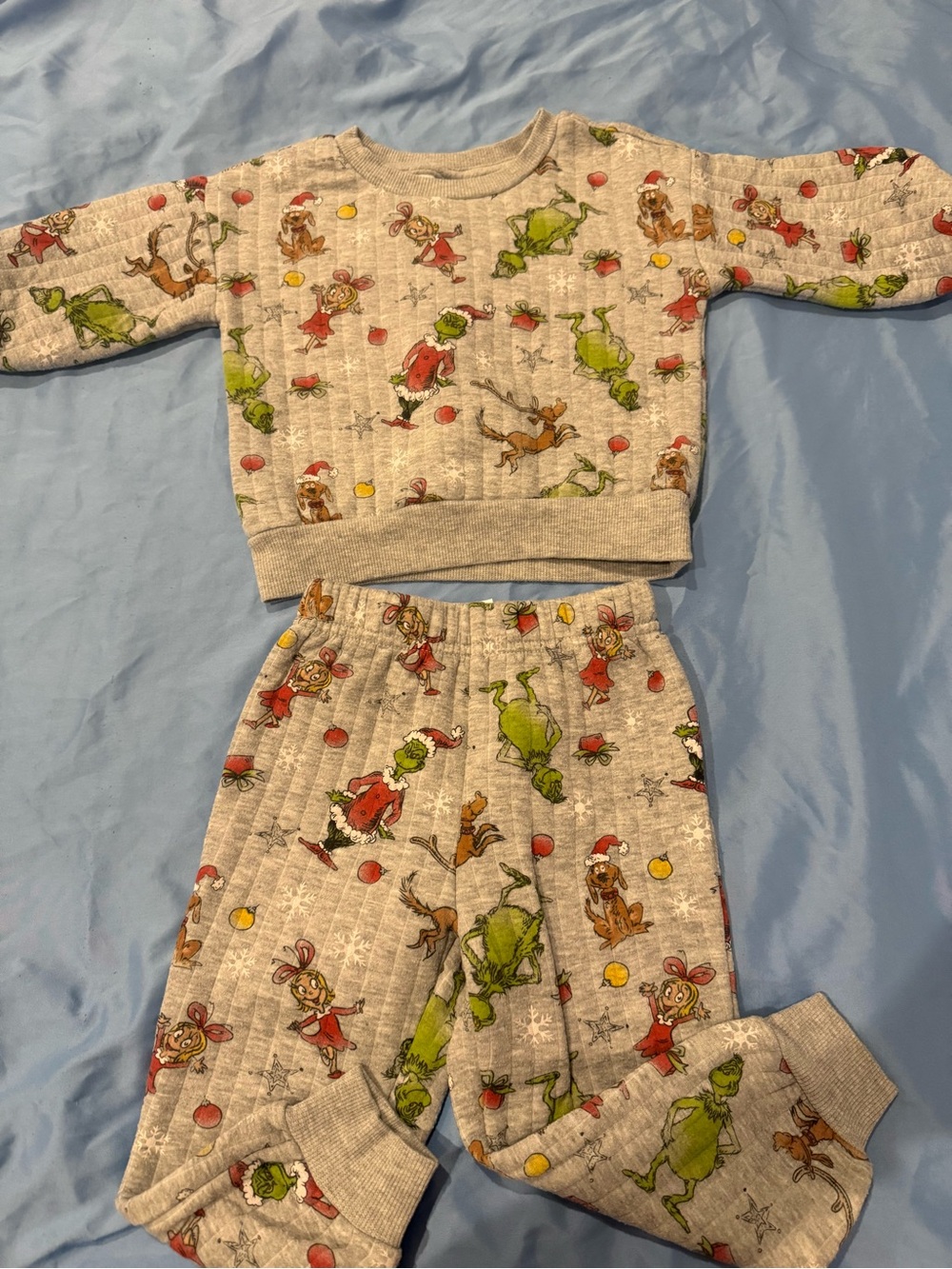 24 MONTH TODDLER GIRL BUNDLE OF CLOTHING - Picture 3 of 7
